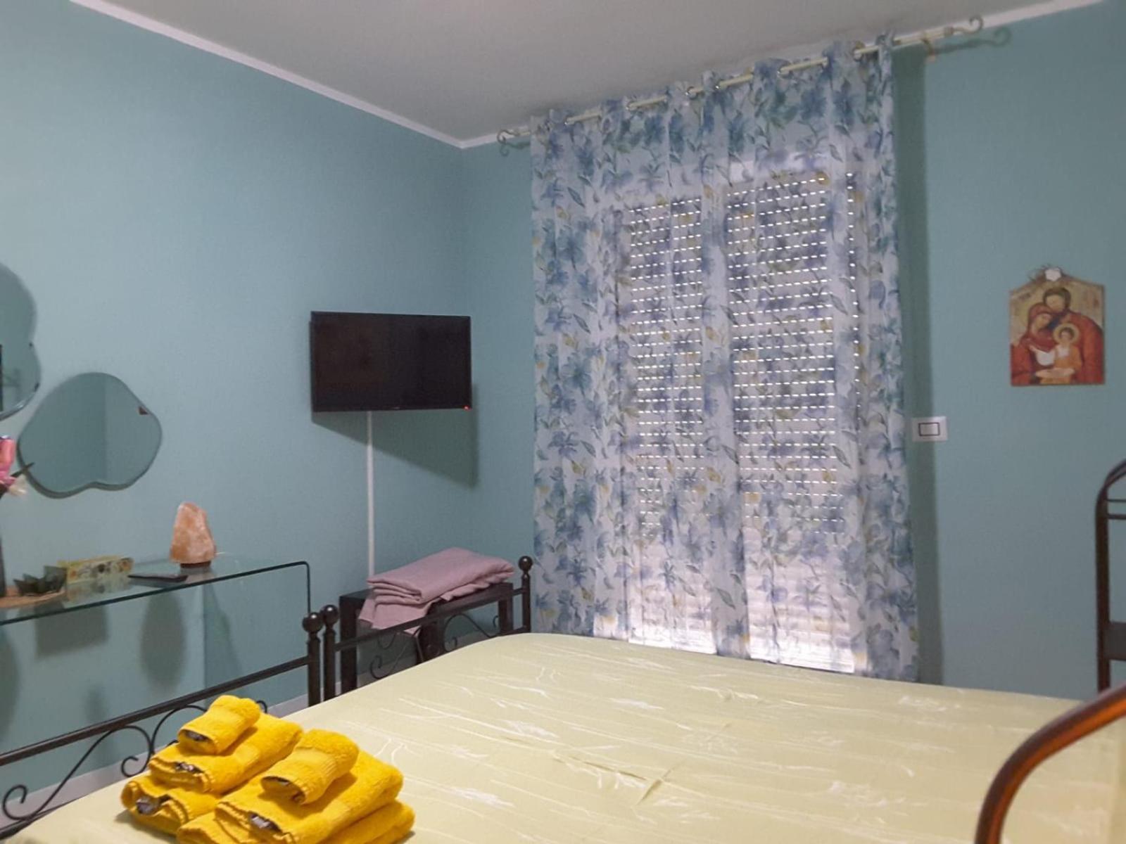 Lucrece Holiday Apartment Torino Exterior foto